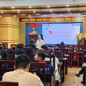 Bí quyết học tiếng Anh hiệu quả: WESET x HCMCT Workshop